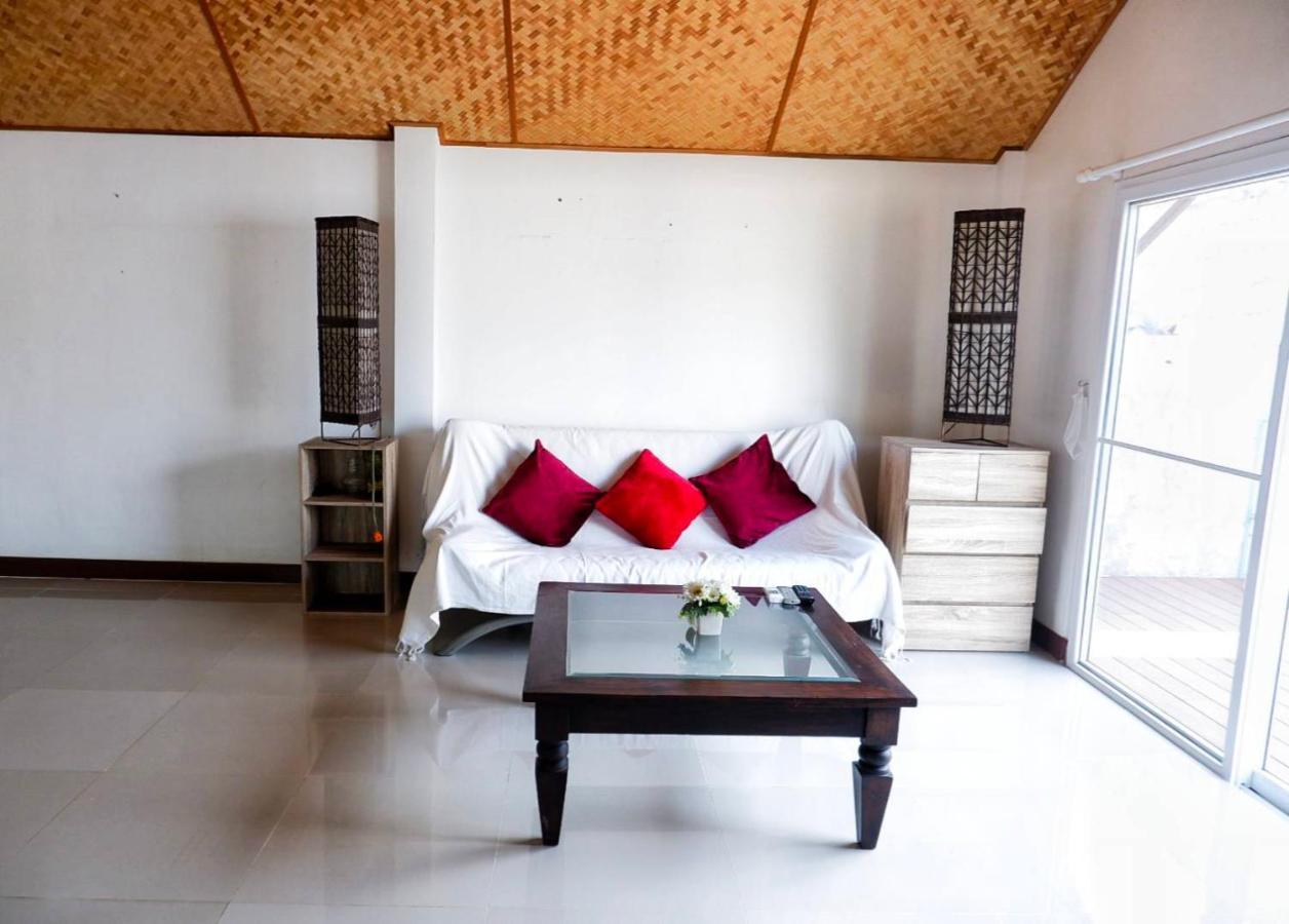 Kingsacre Hotell Nai Yang Beach Exteriör bild