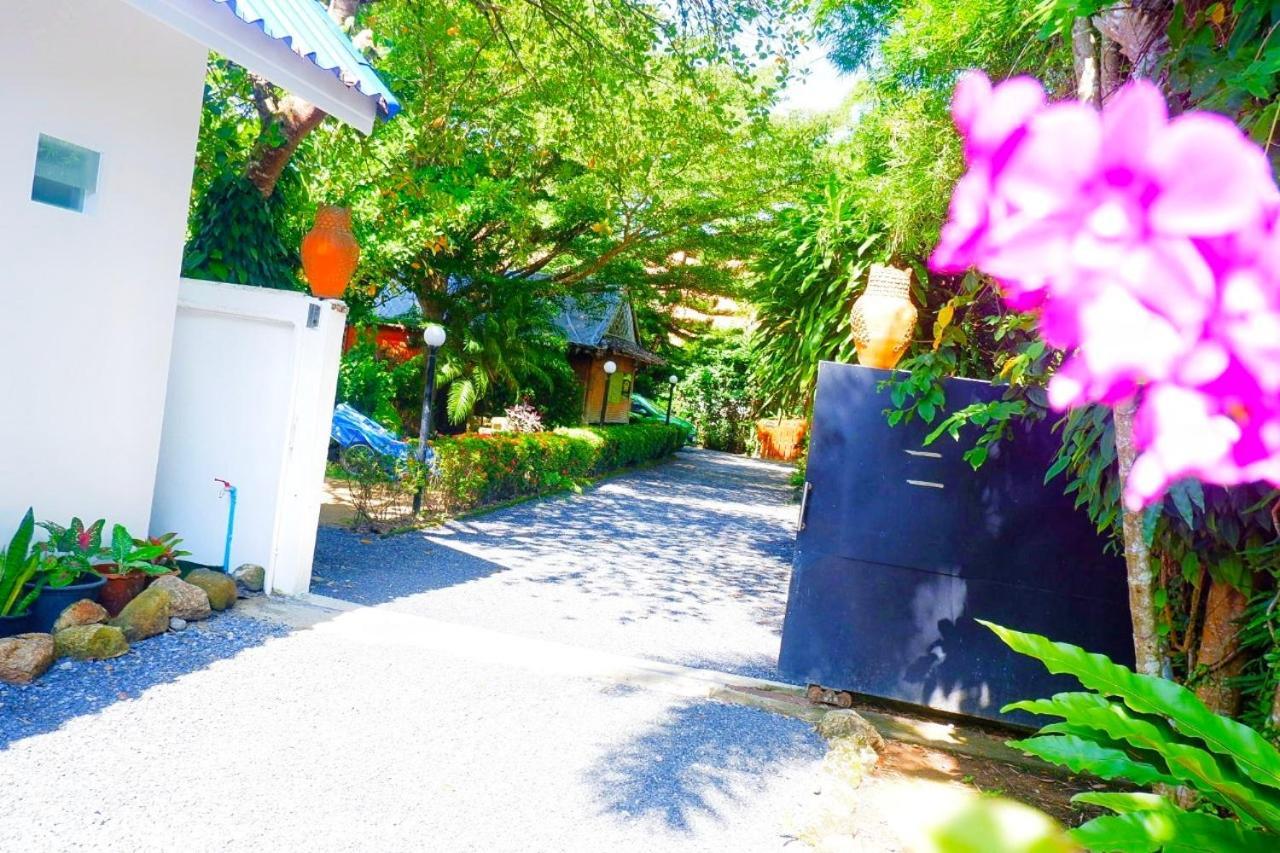 Kingsacre Hotell Nai Yang Beach Exteriör bild