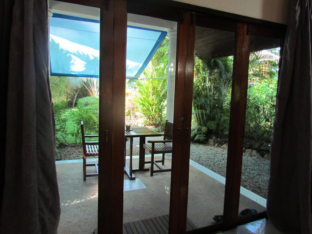 Kingsacre Hotell Nai Yang Beach Exteriör bild